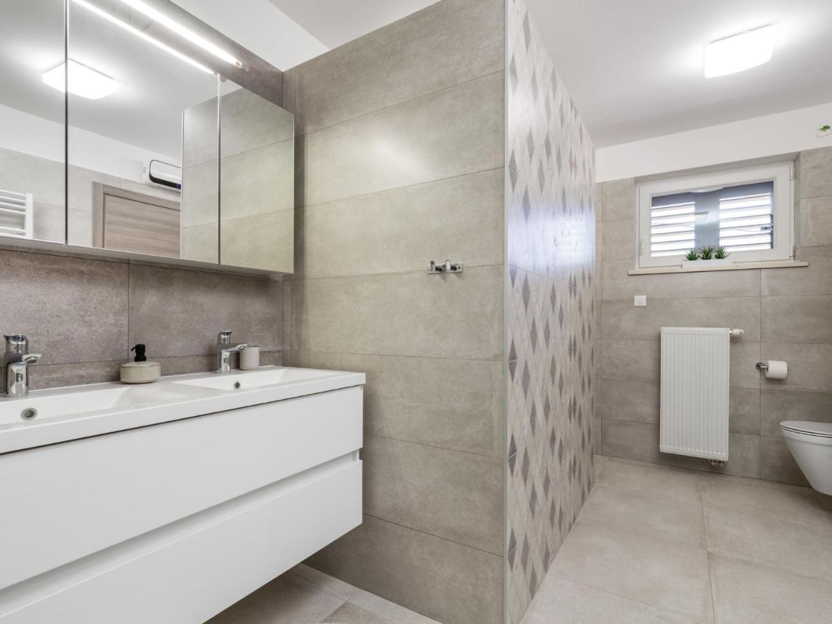 Villa Matea - Mlk150 By Interhome Dobrinj Екстер'єр фото