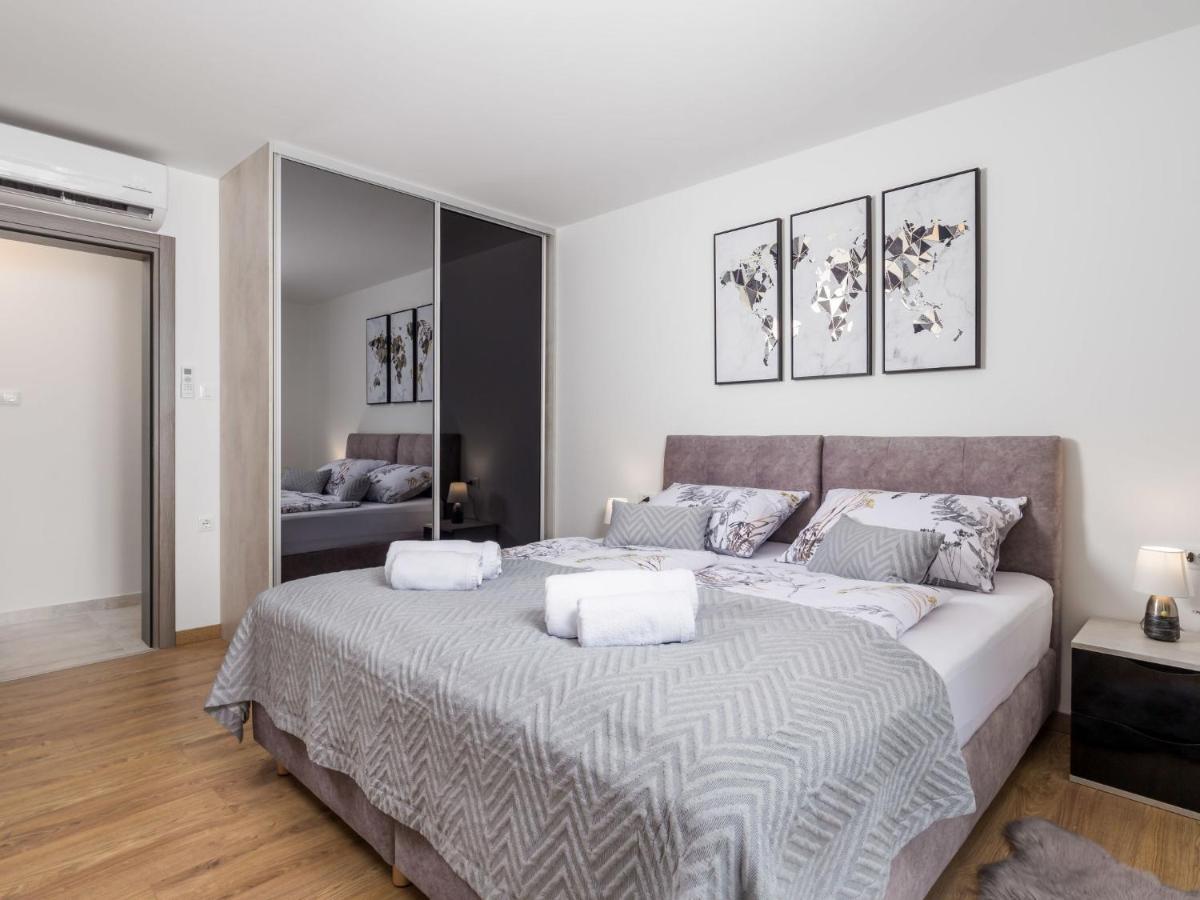 Villa Matea - Mlk150 By Interhome Dobrinj Екстер'єр фото