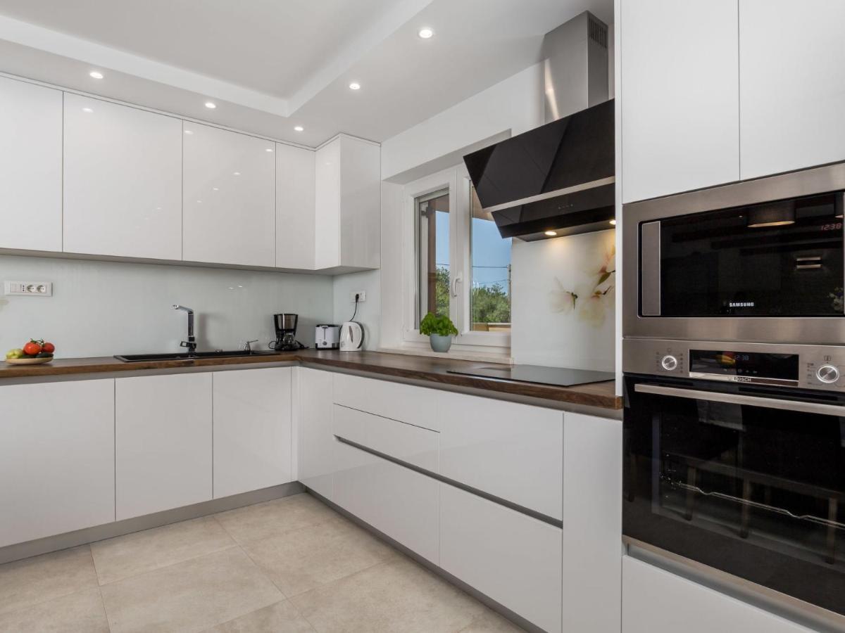 Villa Matea - Mlk150 By Interhome Dobrinj Екстер'єр фото